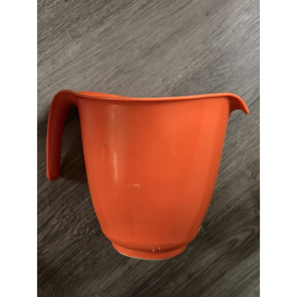 70s 80s Vintage Rubbermaid GROOVY Orange Batter Mixing Bowl Mod MCM Cottage Core